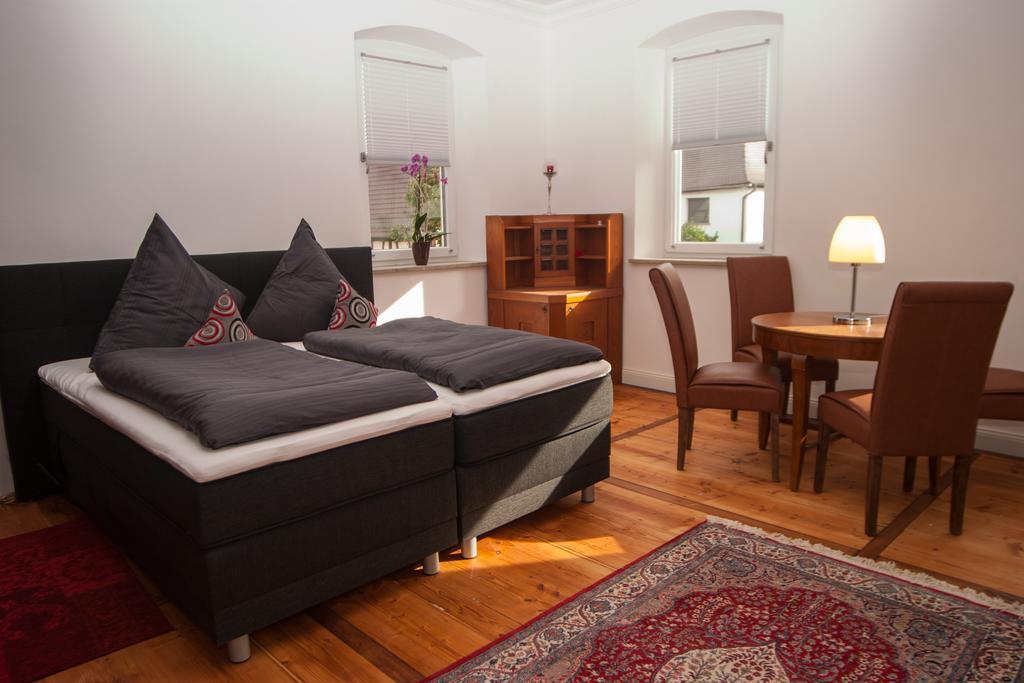 Exklusive Ferienwohnung Geisfeld Δωμάτιο φωτογραφία
